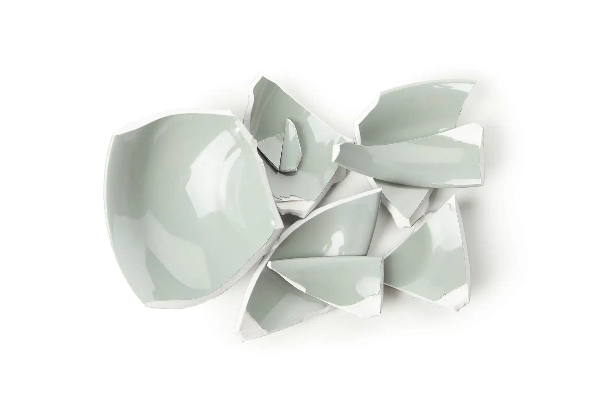 Zerbrochenes Porzellan bei einem Polterabend